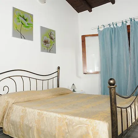 Hotel Marineledda & Vela Blu 3*